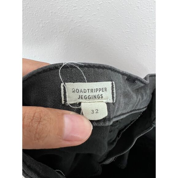 Madewell Roadtripper Jeggings Gray Wash Size 32 Raw Hem 23.5” Inseam - Picture 6 of 7